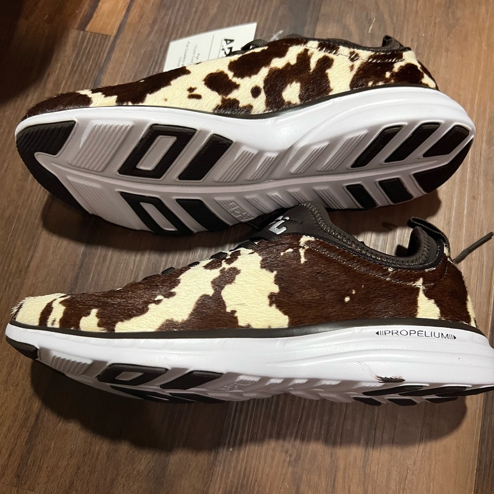APL Iconic Phantom Sneaker - Picture 3 of 7
